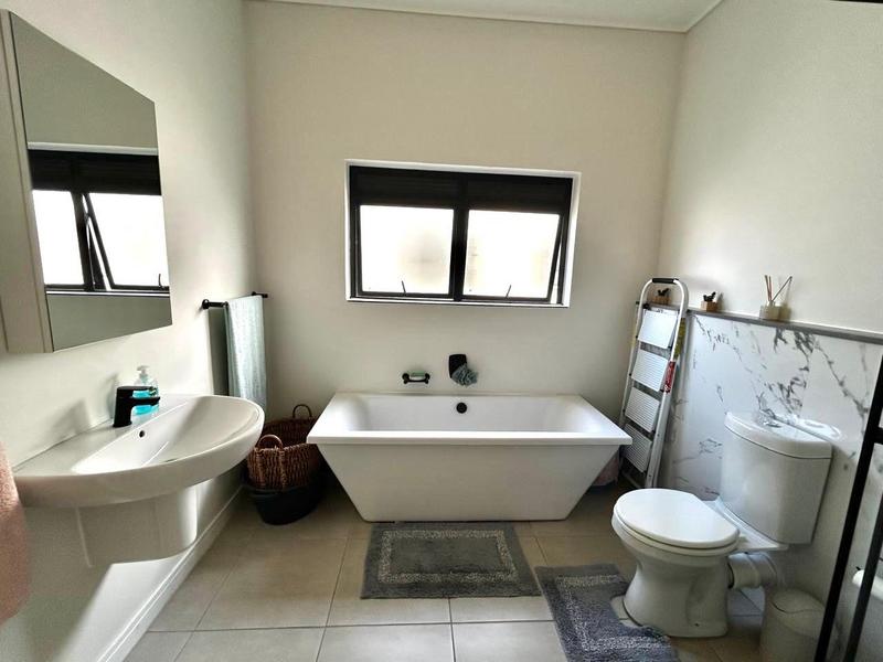 To Let 2 Bedroom Property for Rent in The Huntsman Western Cape